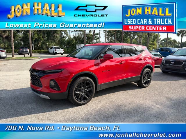 Used 2022 Chevrolet Blazer LT w/ LPO, Black Accent Package FWD image 2