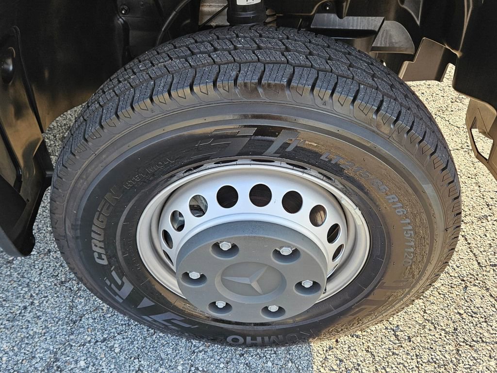 Used 2023 Mercedes-Benz Sprinter 3500 w/ Parking Package image 21