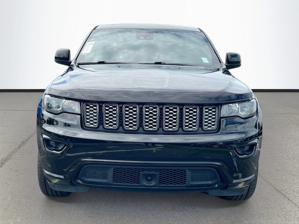 Used 2021 Jeep Grand Cherokee Laredo X RWD image 2