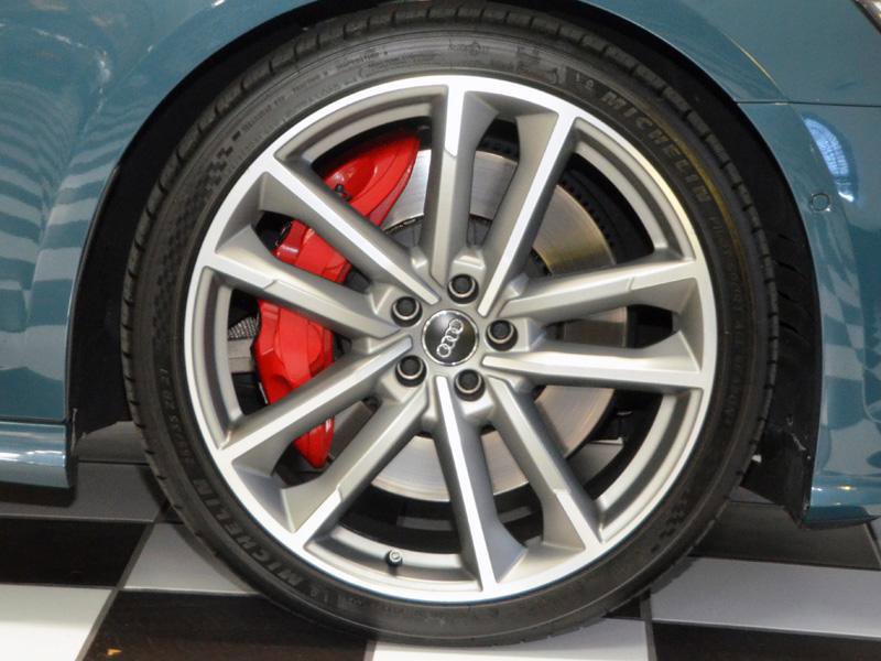 Used 2020 Audi S6 Premium Plus w/ S Sport Package image 15