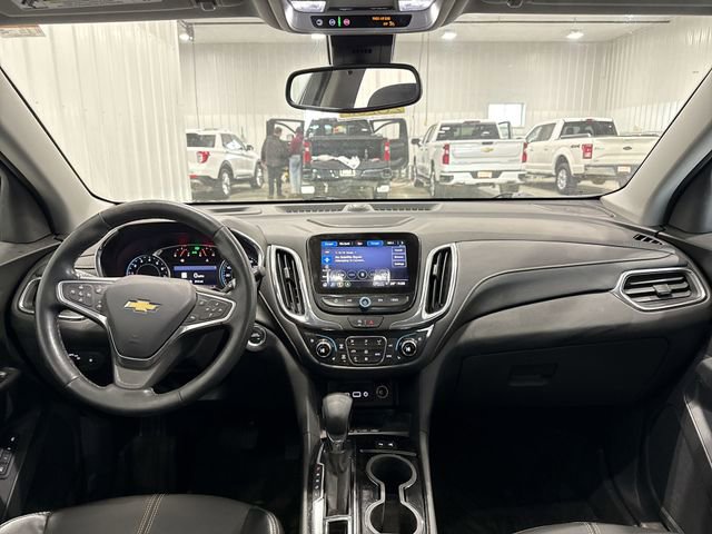 Used 2023 Chevrolet Equinox Premier image 4