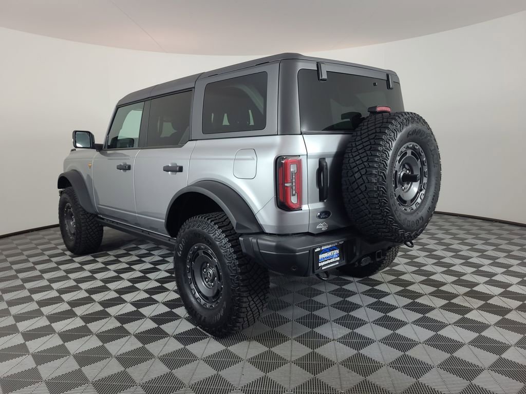 Used 2024 Ford Bronco Badlands image 5