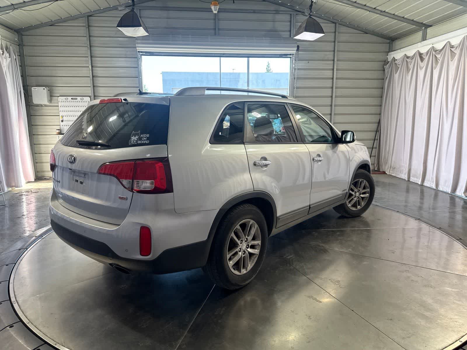 Used 2015 Kia Sorento LX AWD/4WD image 5
