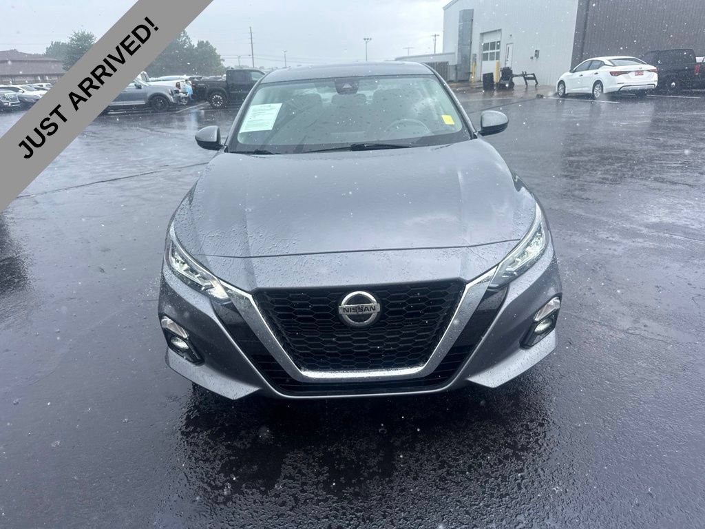 Used 2021 Nissan Altima 2.5 SL FWD image 2