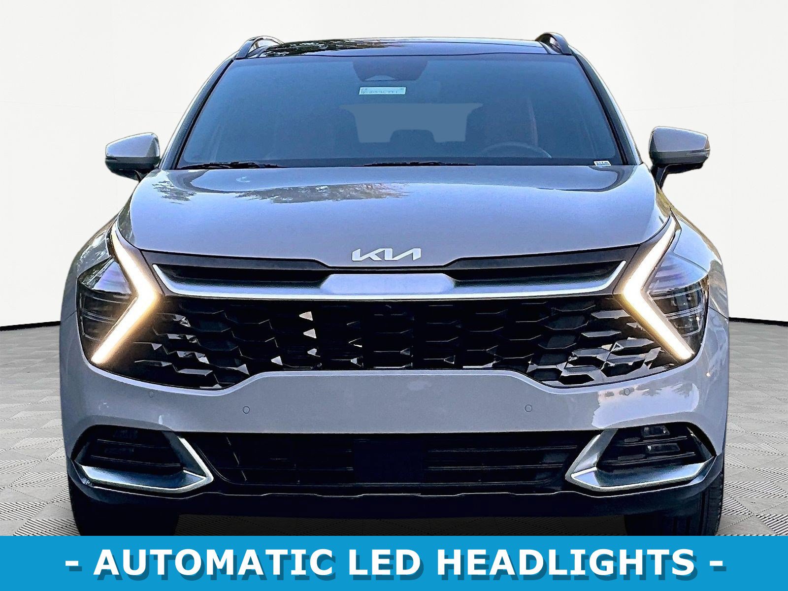 Used 2024 Kia Sportage SX FWD image 2