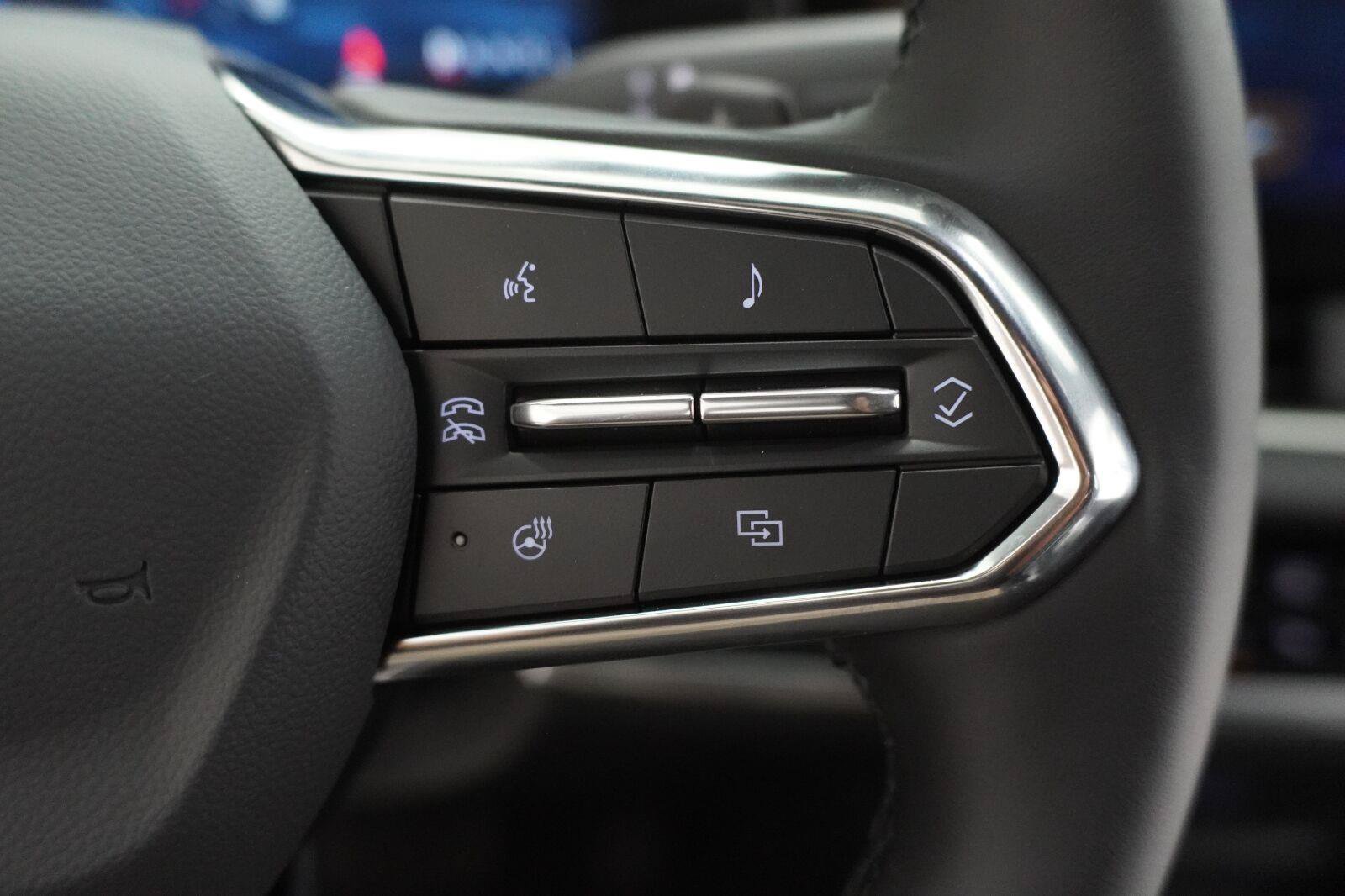 New 2027 Chevrolet Equinox LT FWD image 11