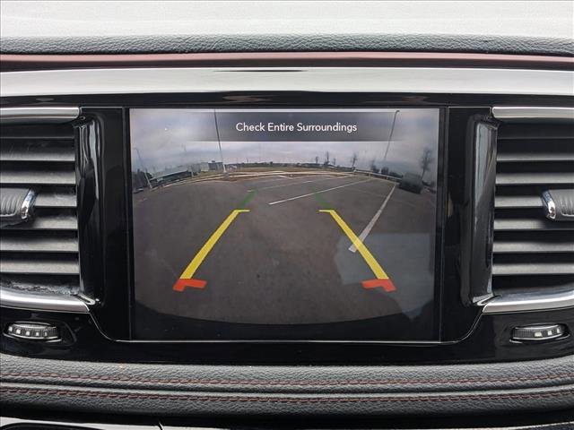 Used 2020 Chrysler Pacifica Limited image 13