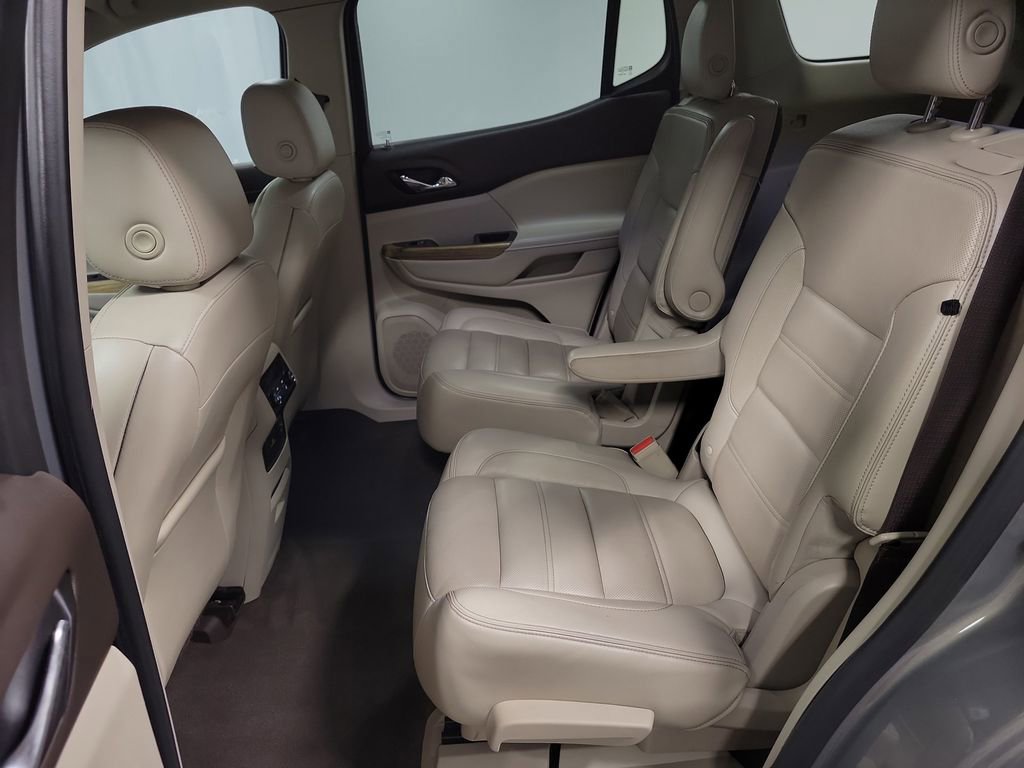 Used 2019 GMC Acadia Denali image 23