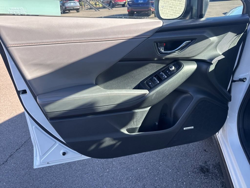 Certified 2025 Subaru Crosstrek 2.5i Limited w/ Crosstrek Mirror Package image 19