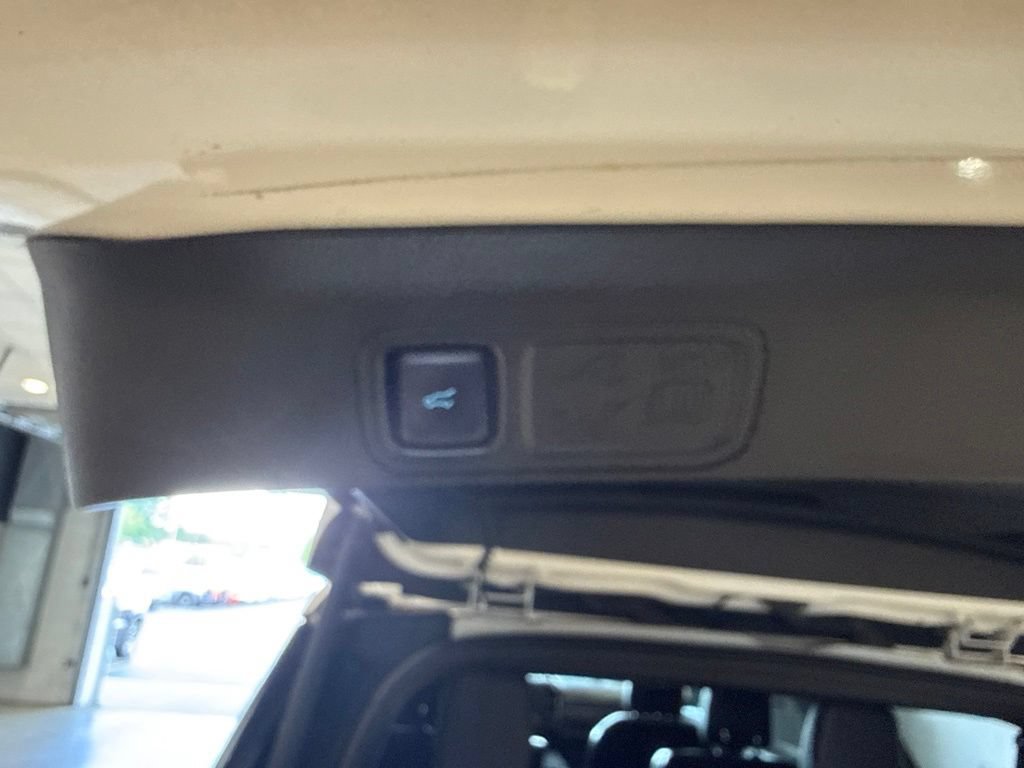 Used 2020 Ford Expedition Max Limited w/ Special Edition Package AWD/4WD image 18