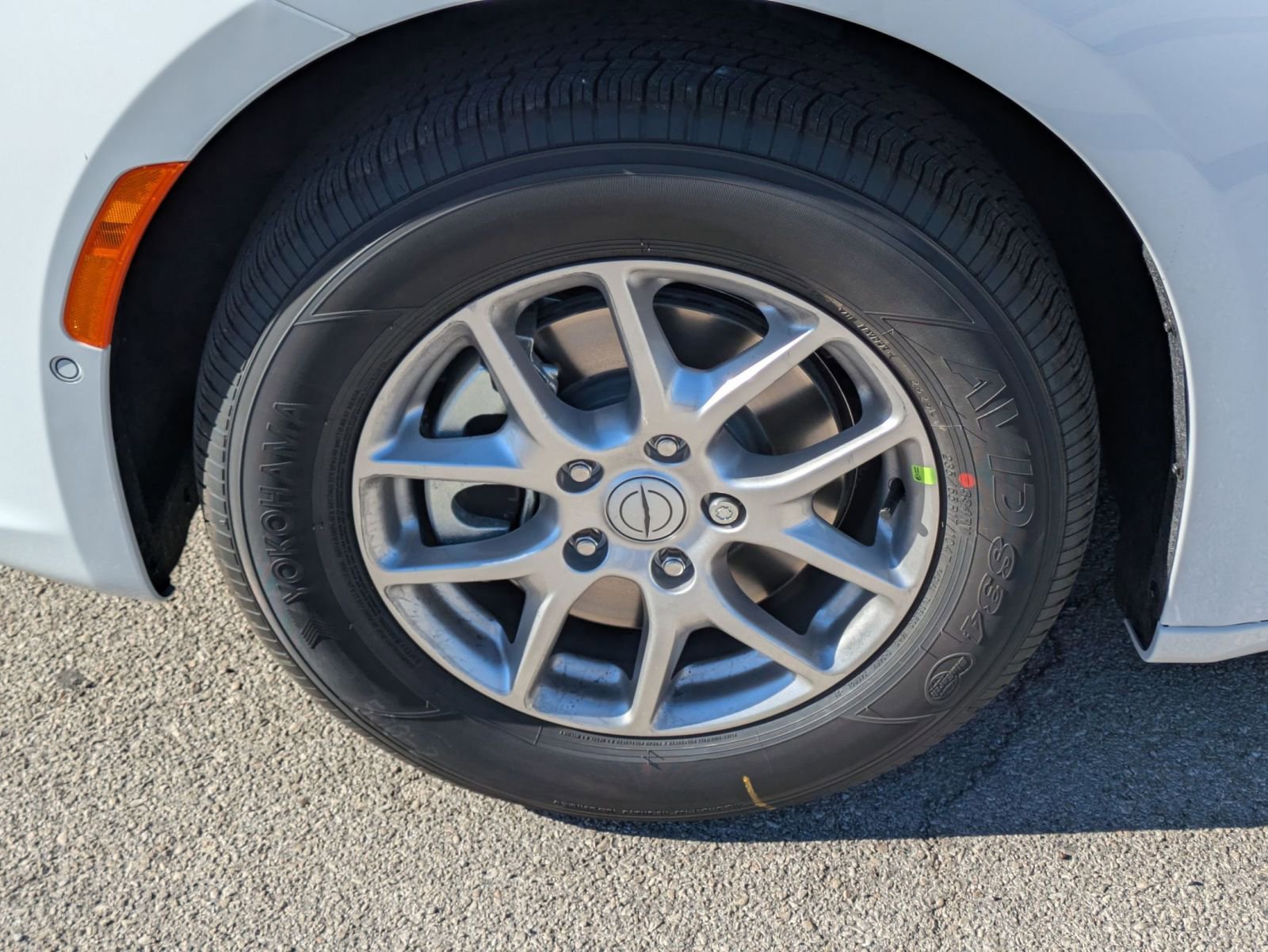 New 2026 Chrysler Pacifica Select FWD image 21