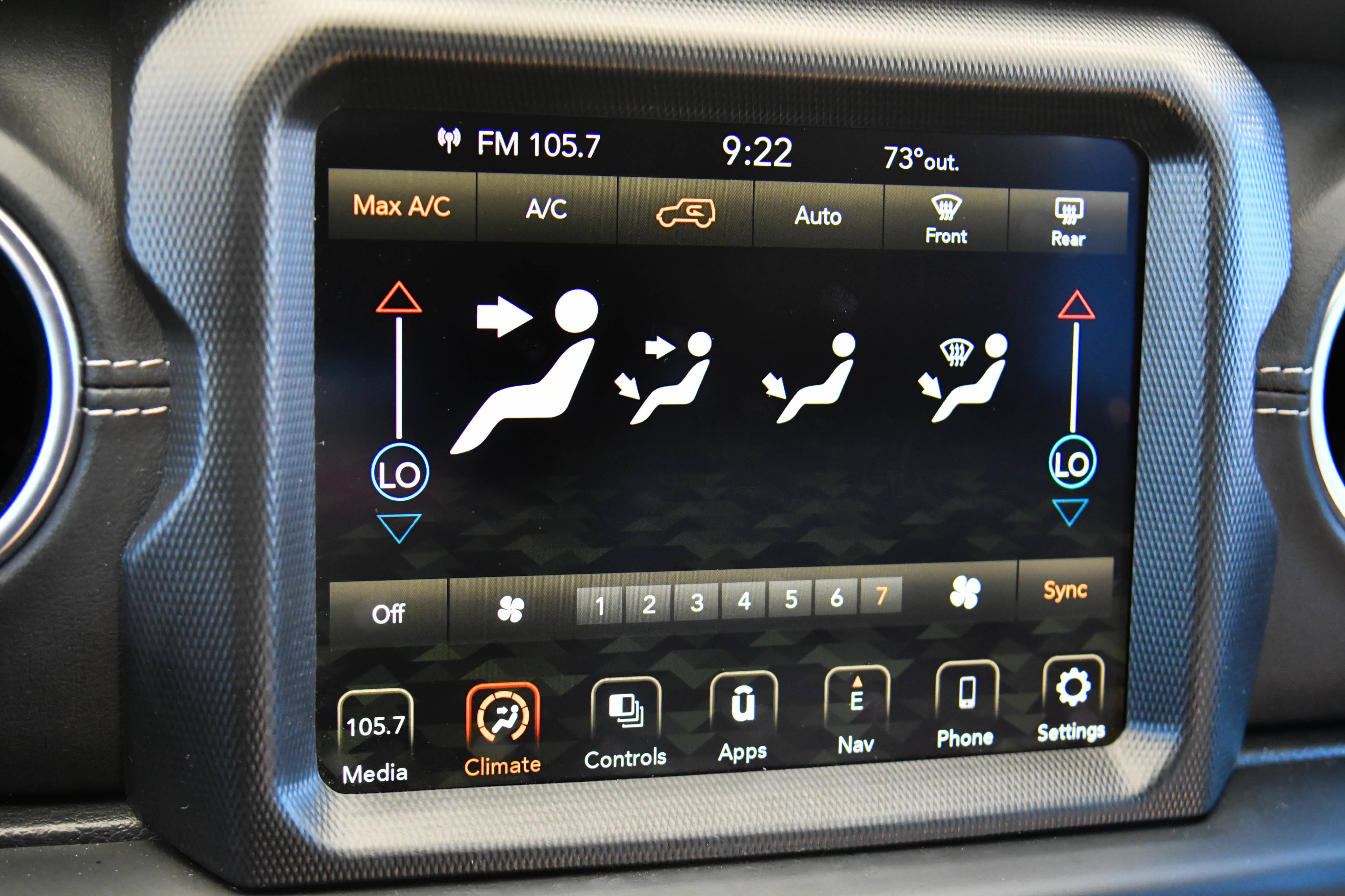 Used 2023 Jeep Wrangler Unlimited Sahara AWD/4WD image 26