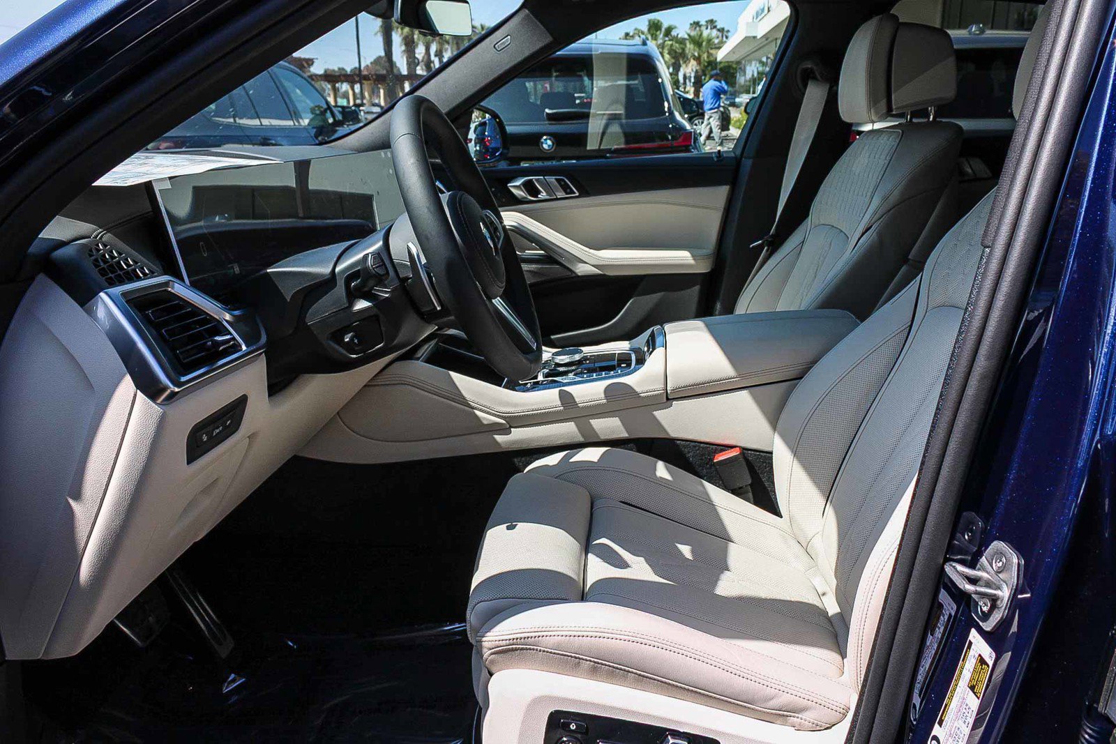 New 2026 BMW X6 xDrive40i AWD/4WD image 17