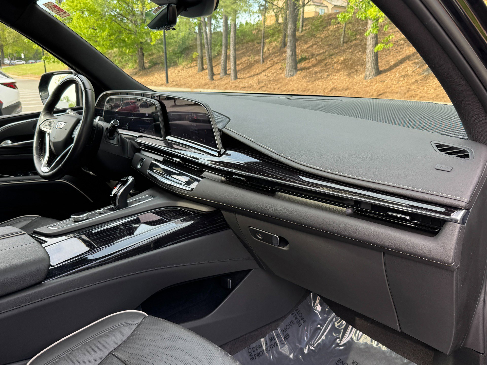 Used 2023 Cadillac Escalade ESV Sport image 59