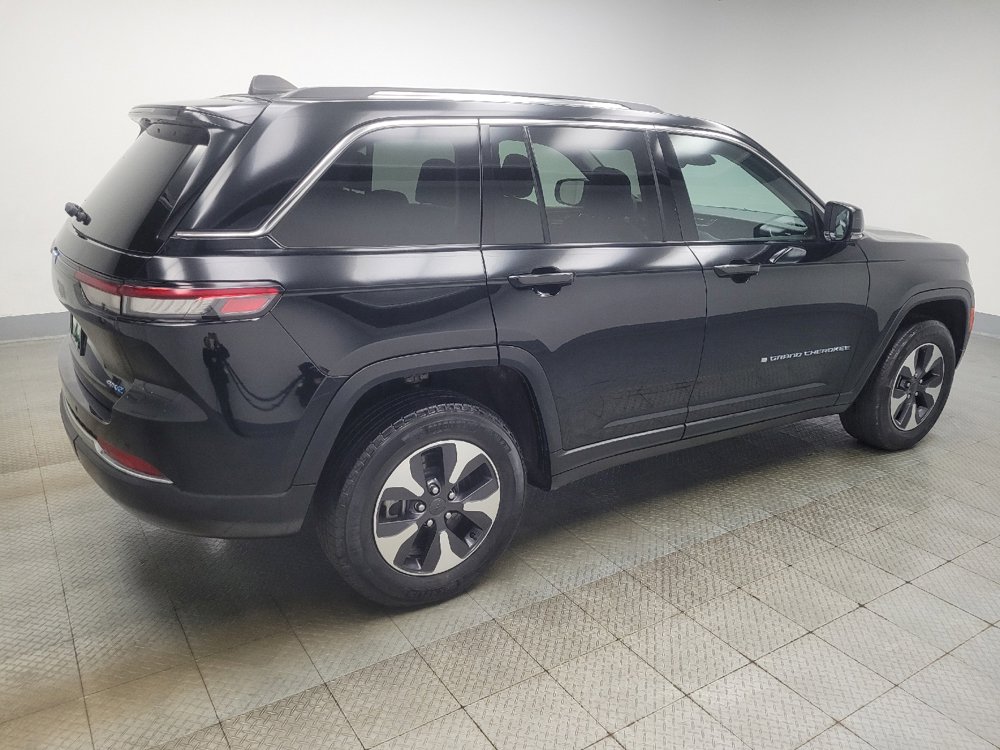 Used 2023 Jeep Grand Cherokee 4WD 4xe image 10