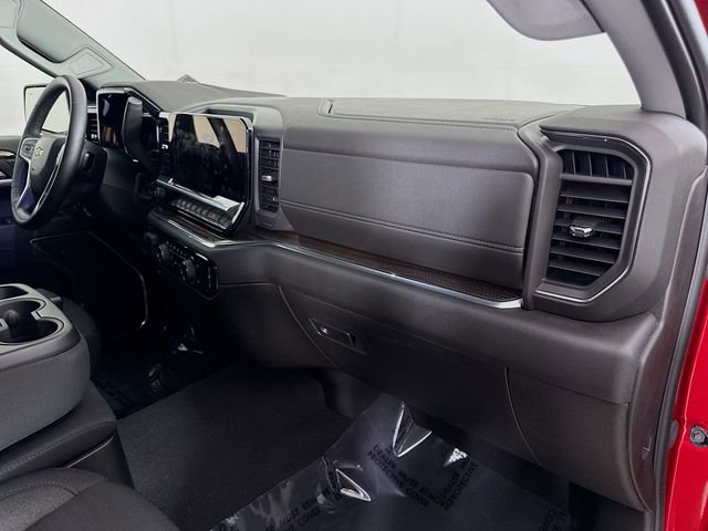 Used 2024 Chevrolet Silverado 1500 LT w/ Safety Package image 31