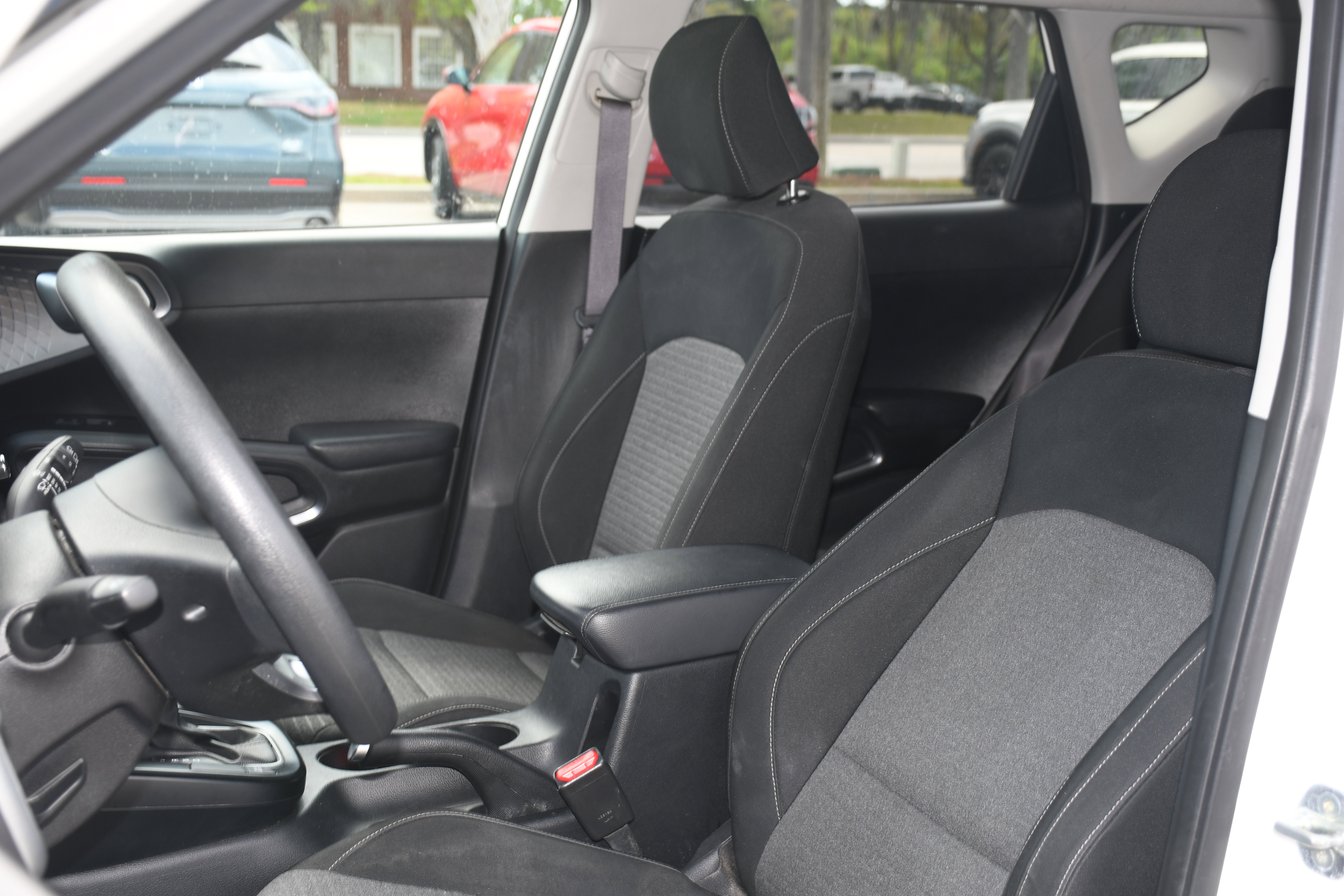 Used 2021 Kia Soul S FWD image 11