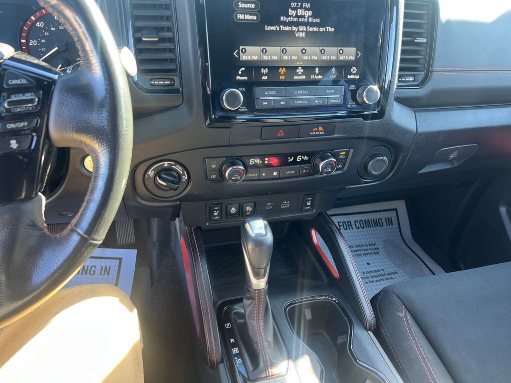 Used 2022 Nissan Frontier PRO-4X image 18