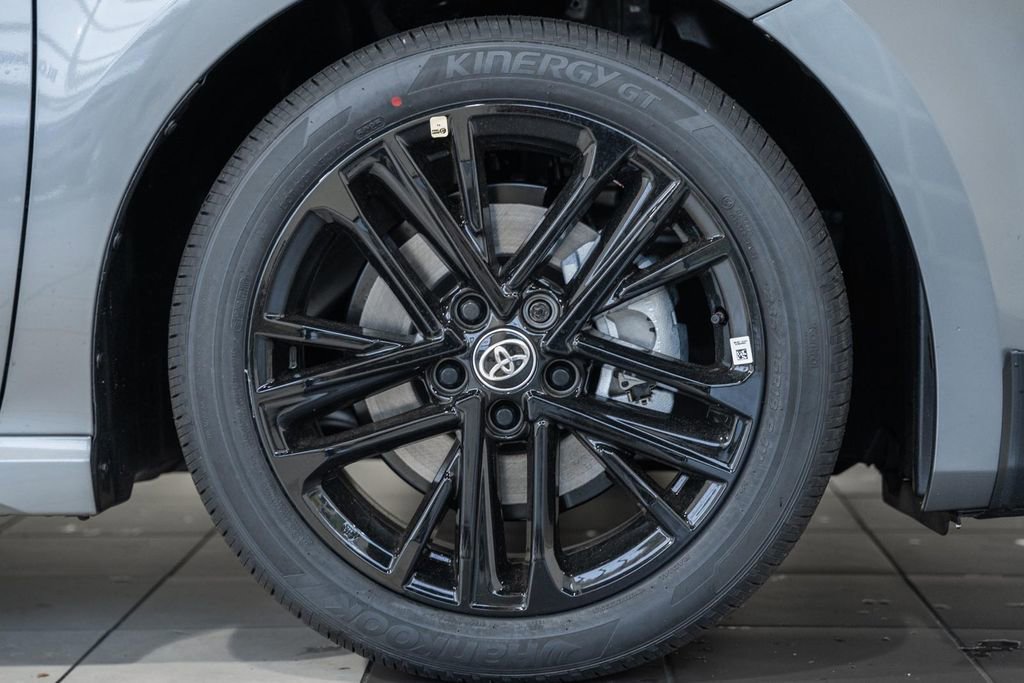 New 2026 Toyota Camry SE FWD image 14