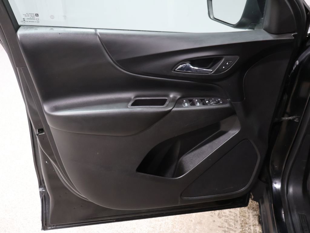 Used 2020 Chevrolet Equinox LT image 13