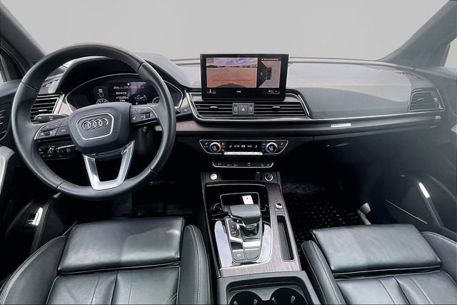 Used 2023 Audi Q5 2.0T Premium Plus w/ Premium Plus Package AWD/4WD image 15