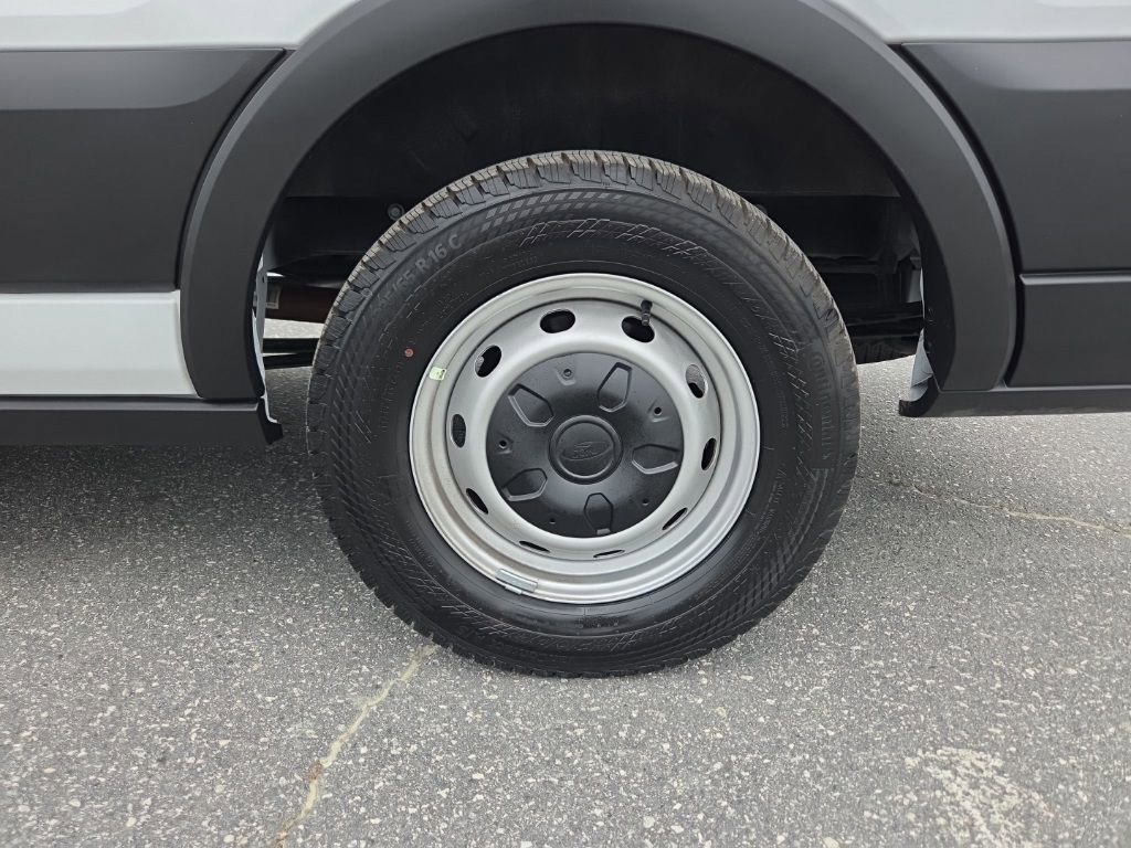 Used 2024 Ford Transit 350 XL image 26