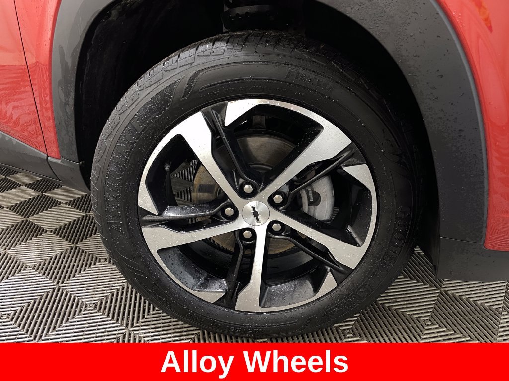 Used 2024 Chevrolet Trax RS w/ Driver Confidence Package FWD image 47