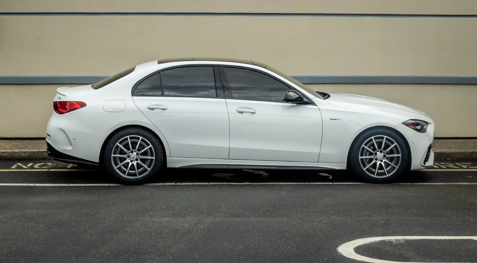 Used 2023 Mercedes-Benz C 43 AMG 4MATIC Sedan image 9