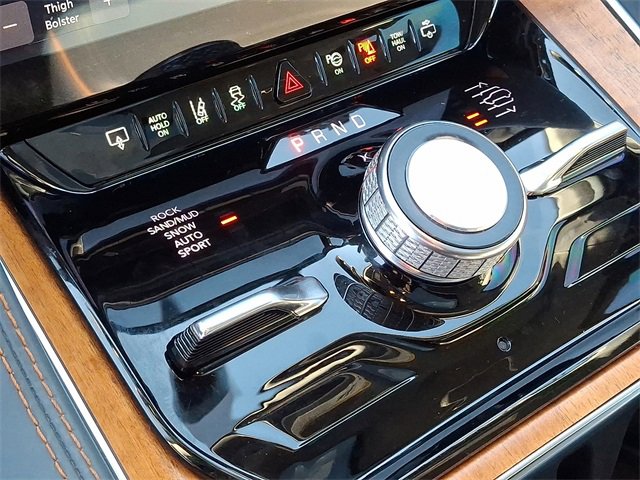 Used 2022 Jeep Grand Wagoneer Series II w/ Premium Group II image 13