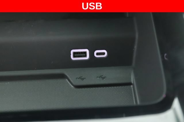 Used 2026 Chevrolet Suburban Premier w/ Sun And Tow Package AWD/4WD image 27