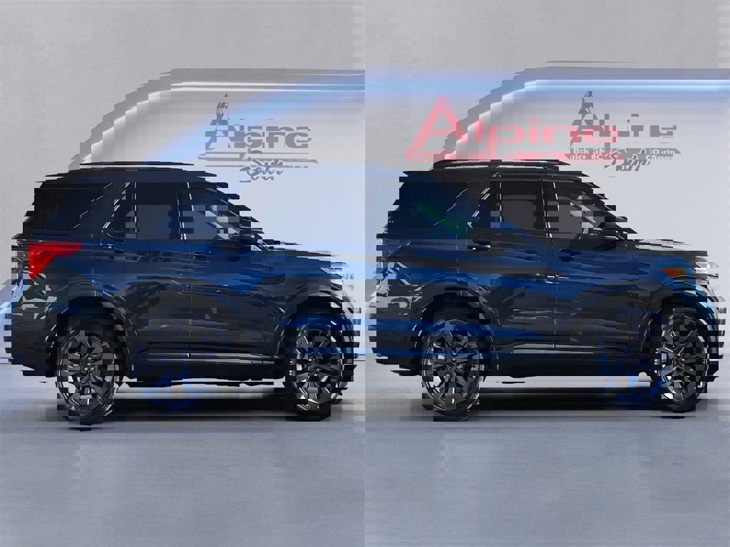 Used 2023 Ford Explorer XLT w/ Equipment Group 202A image 6