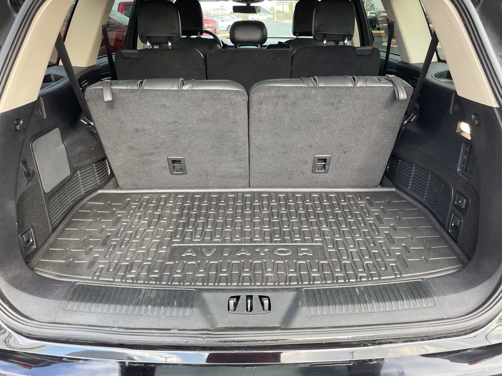 Used 2023 Lincoln Aviator AWD image 26