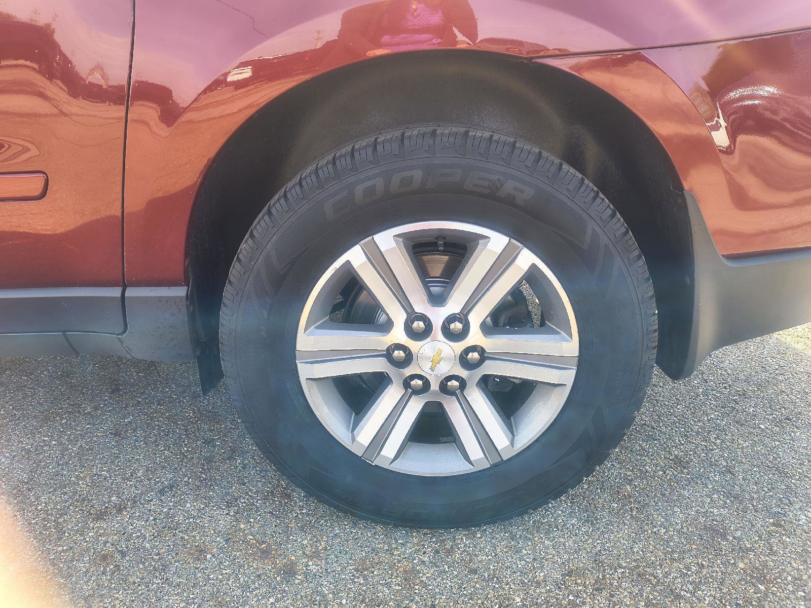 Used 2015 Chevrolet Traverse LT AWD/4WD image 30
