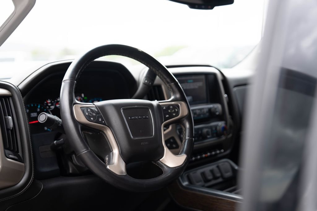 Used 2017 GMC Sierra 3500 Denali AWD/4WD image 21