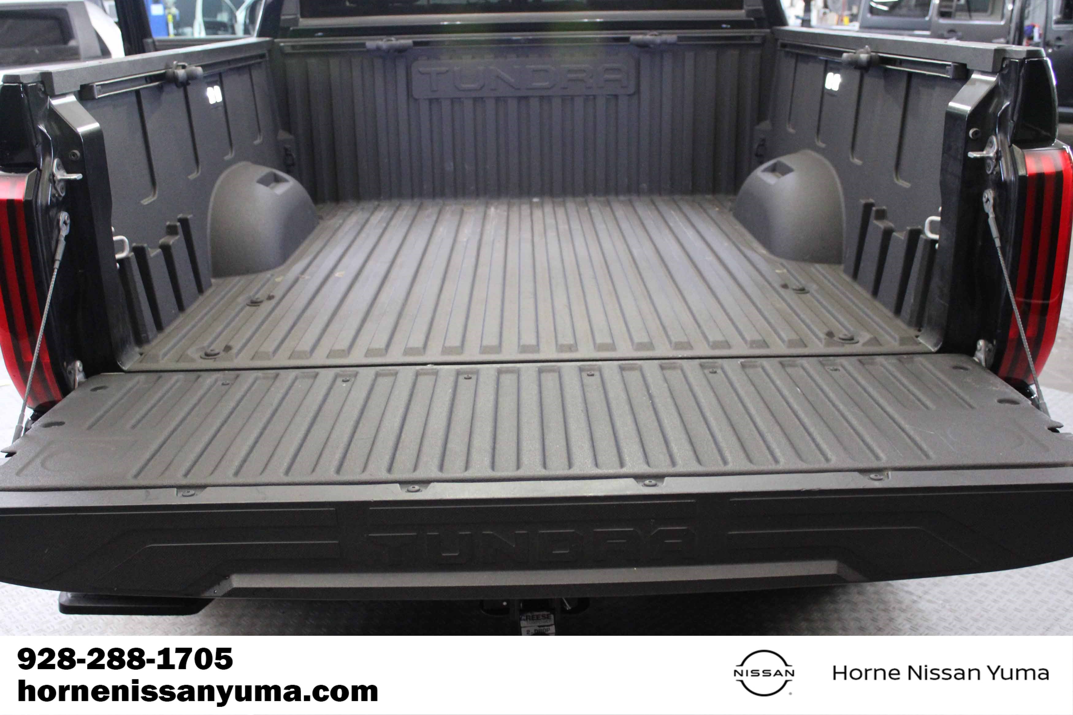 Used 2025 Toyota Tundra SR5 AWD/4WD image 13