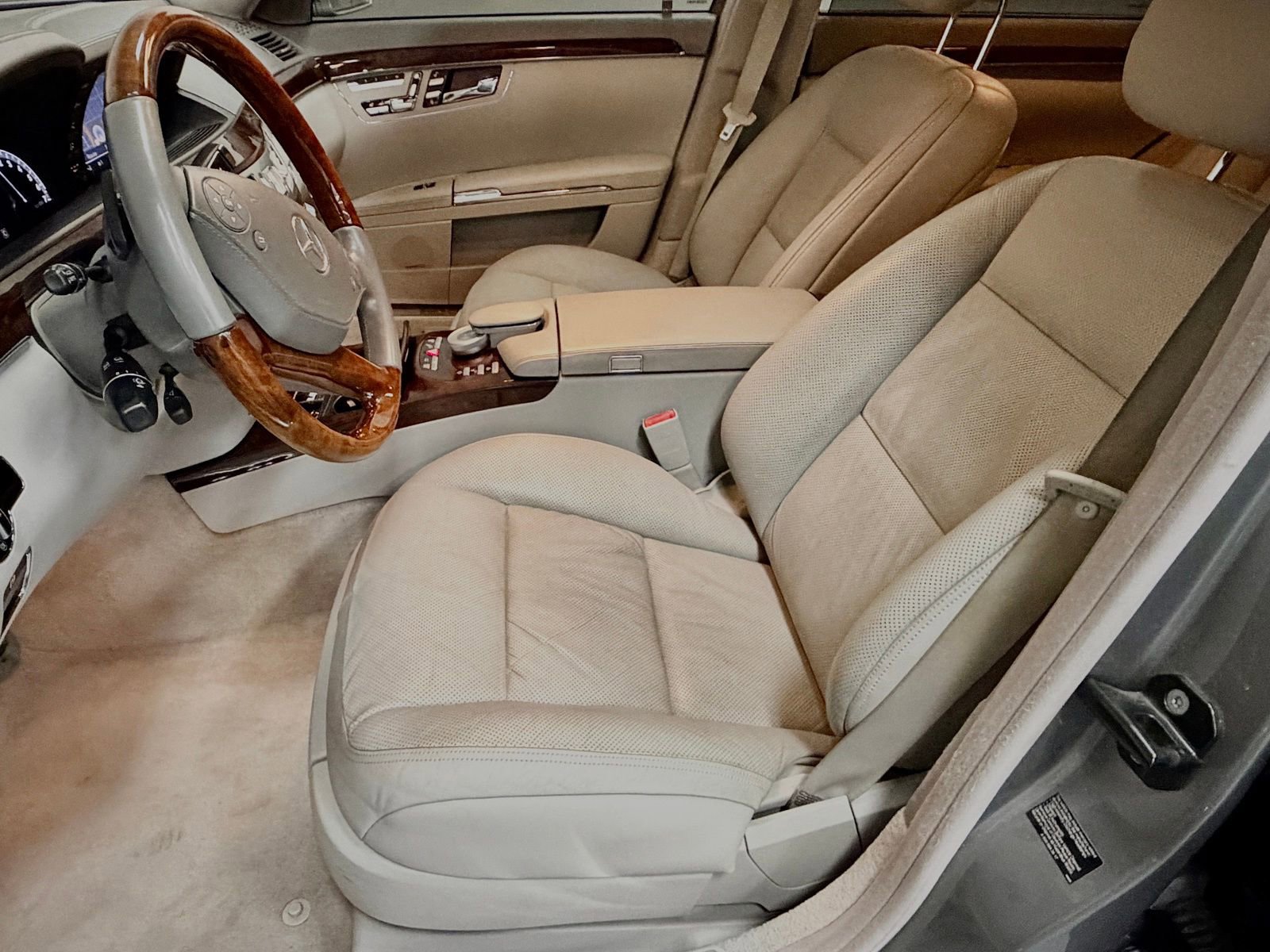 Used 2010 Mercedes-Benz S 550 image 22