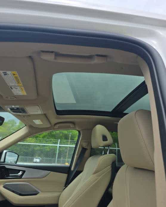 Used 2023 Acura MDX SH-AWD w/ Technology Package image 13