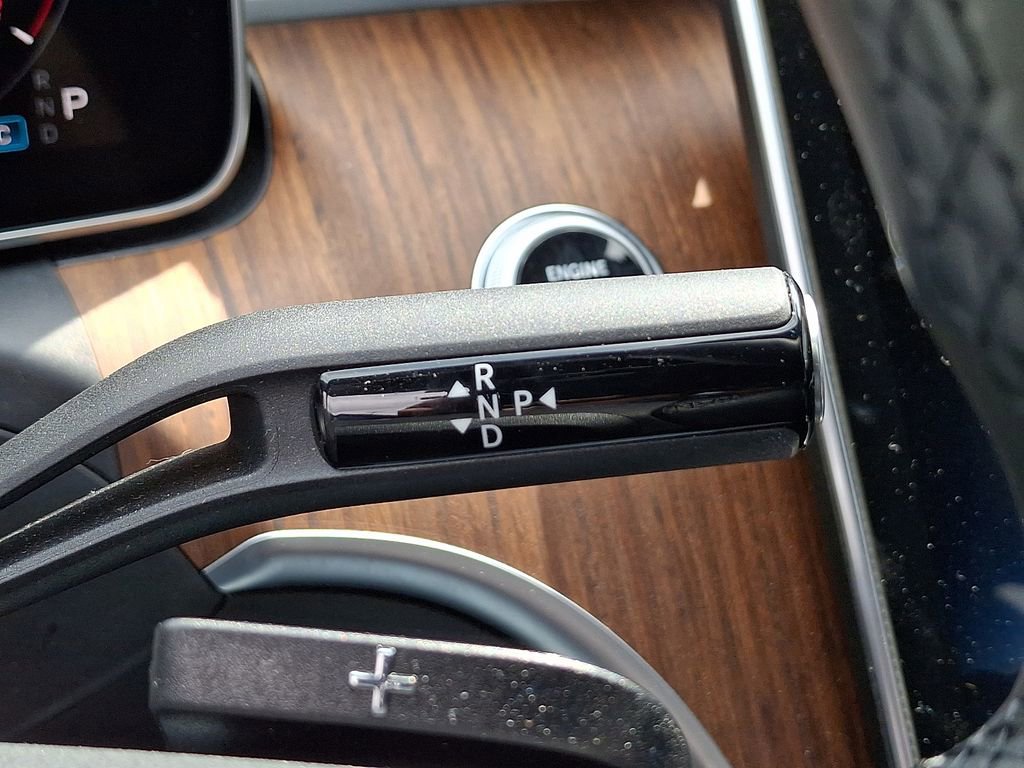 Used 2025 Mercedes-Benz C 300 4MATIC Sedan image 18