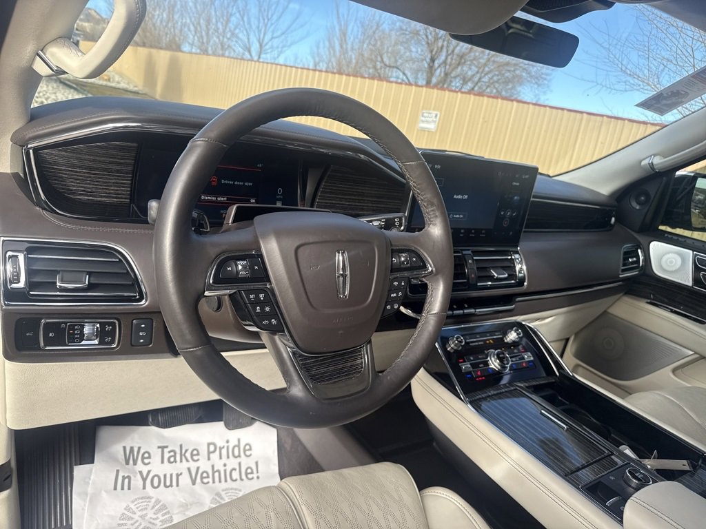 Certified 2024 Lincoln Navigator Black Label image 13