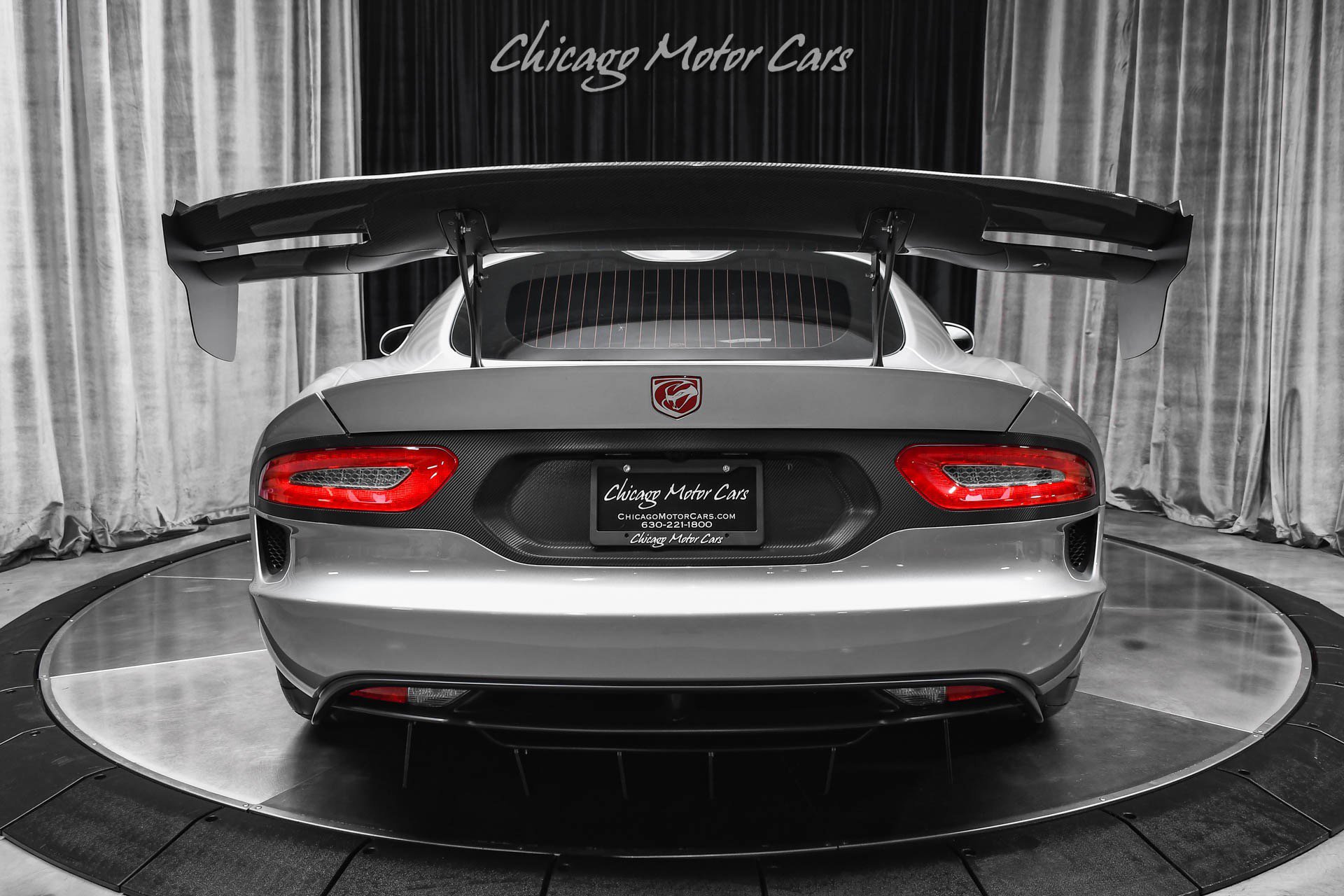 Used 2015 Dodge Viper SRT-10 RWD image 4