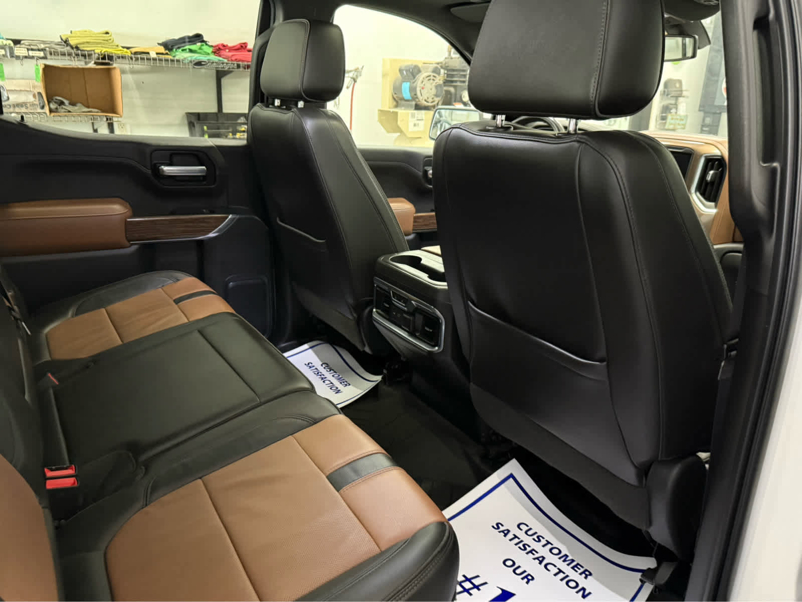 Used 2020 Chevrolet Silverado 1500 High Country w/ LPO, Dark Essentials Package image 25