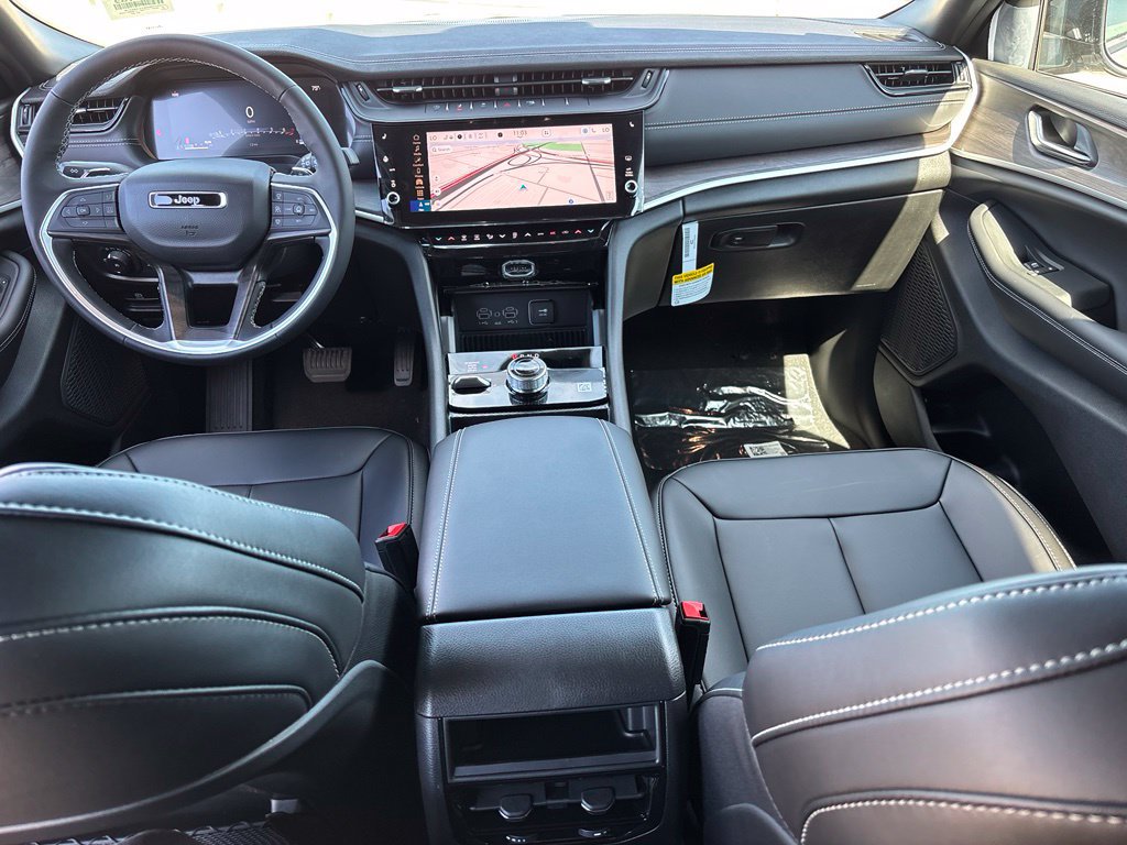 New 2027 Jeep Grand Cherokee Limited AWD/4WD image 11