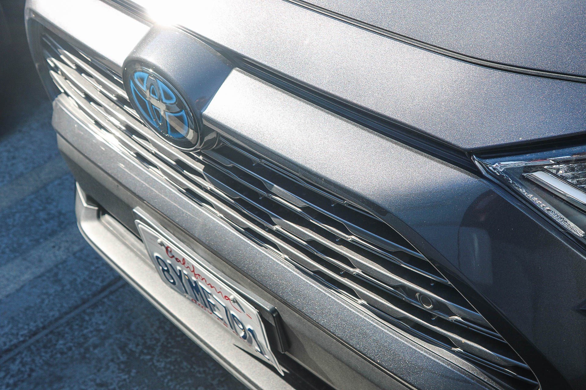 Used 2021 Toyota RAV4 Limited AWD/4WD image 7