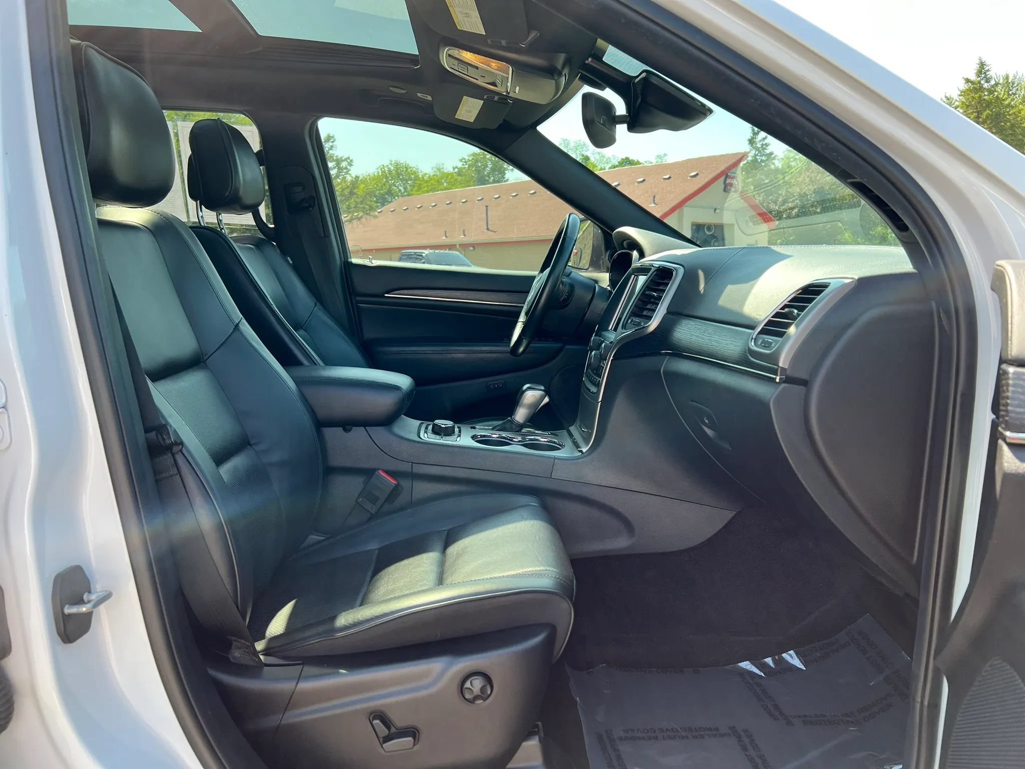 Used 2018 Jeep Grand Cherokee High Altitude AWD/4WD image 25