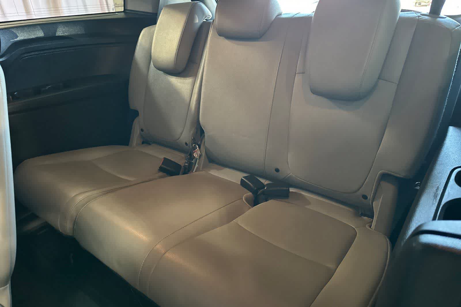 Used 2018 Honda Odyssey EX-L image 17