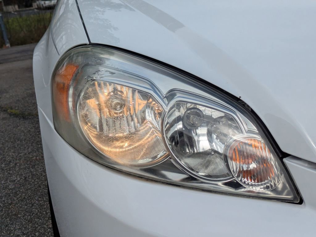 Used 2010 Chevrolet Impala LS image 9