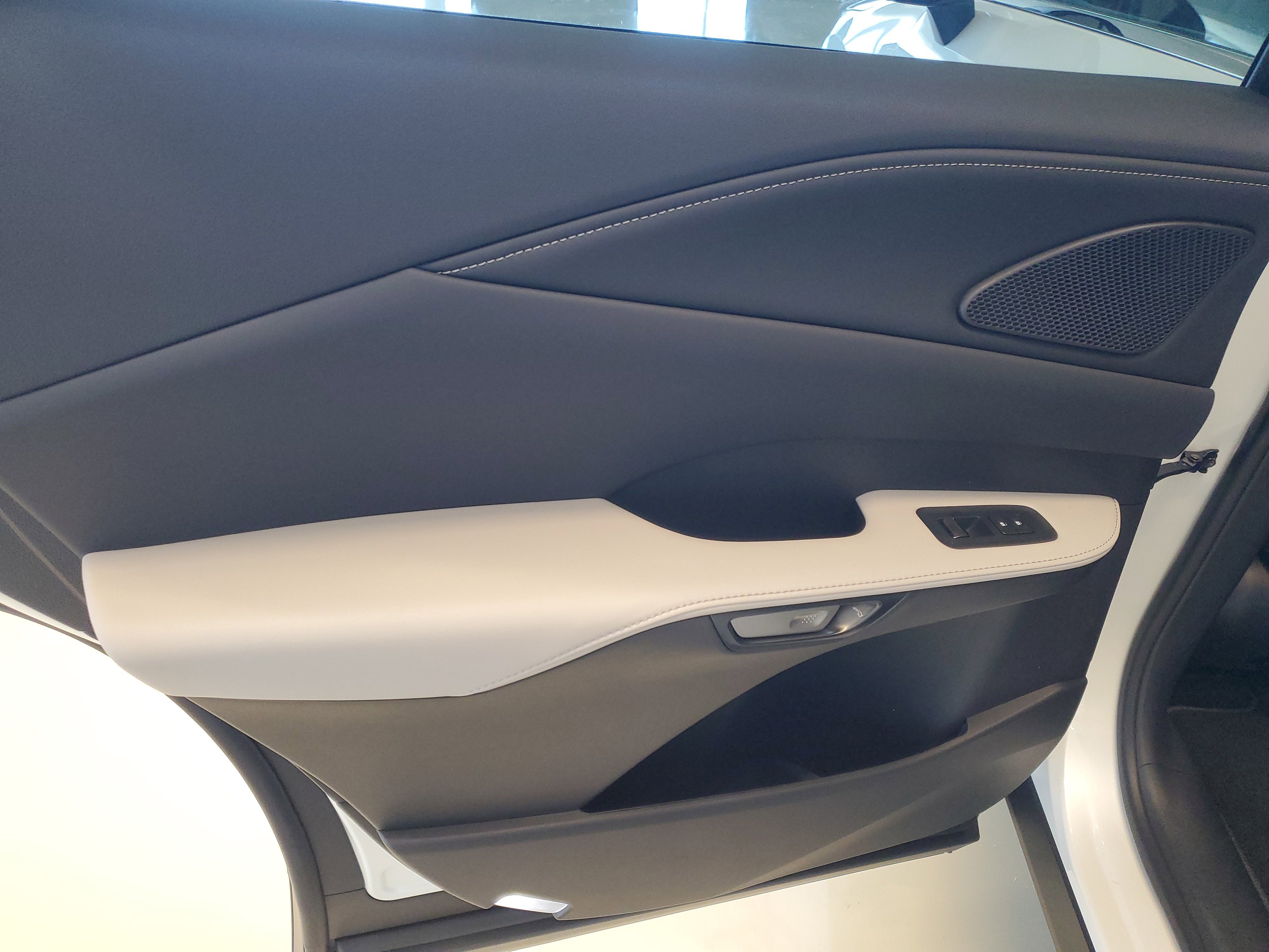 New 2026 Lexus RX 350h image 8