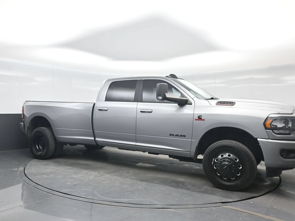 Used 2021 RAM 3500 Big Horn w/ Night Edition AWD/4WD image 8