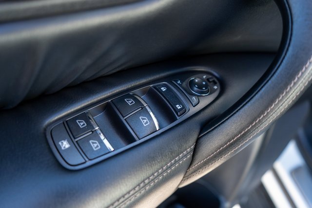 Used 2022 Nissan Armada Platinum w/ Captain's Chairs Package image 22