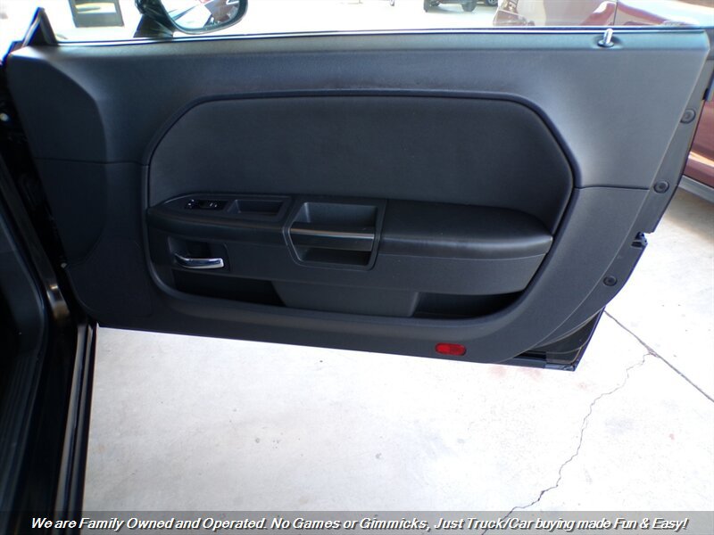 Used 2013 Dodge Challenger SXT RWD image 20
